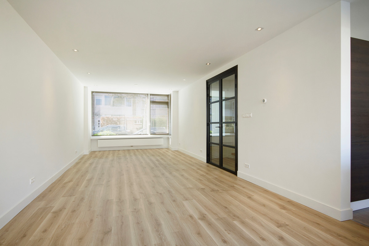 Hoekwoning te huur: Gijsbrecht van Amstellaan 40, Amstelveen