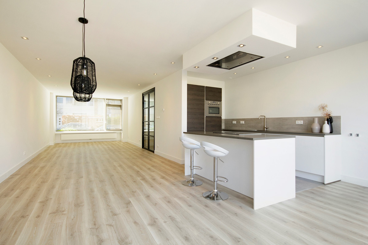 Hoekwoning te huur: Gijsbrecht van Amstellaan 40, Amstelveen