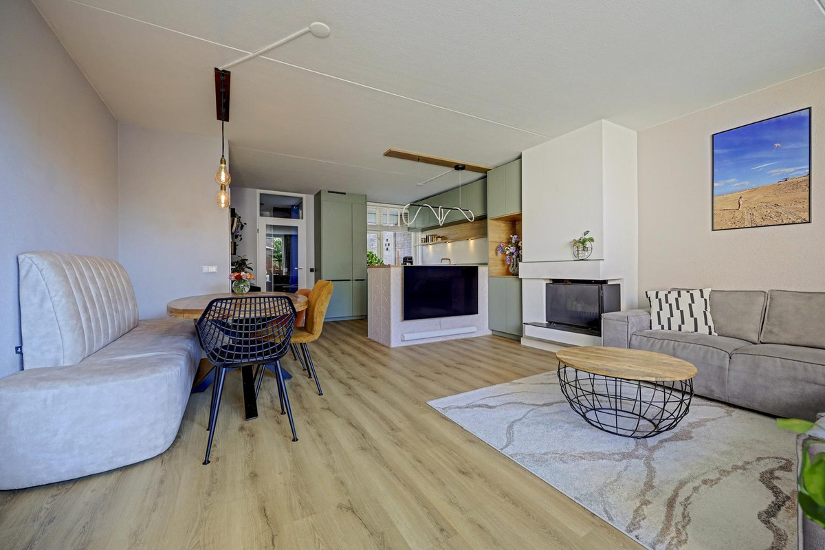 Tussenwoning te koop: Mozartlaan 29, Waalwijk