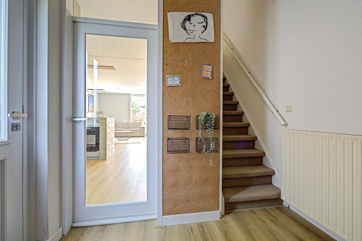 Tussenwoning te koop: Mozartlaan 29, Waalwijk