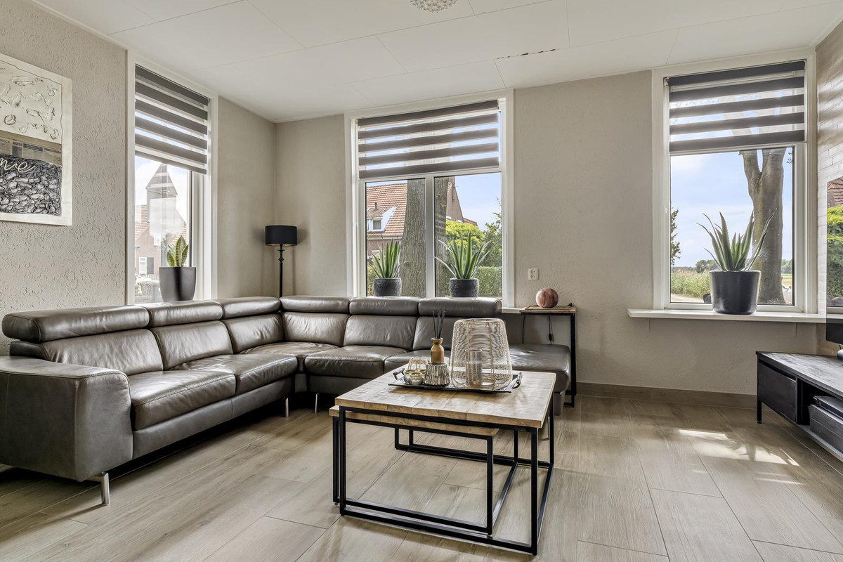 Twee-onder-één-kap te koop: Hoogstraat 53, Sint-Michielsgestel