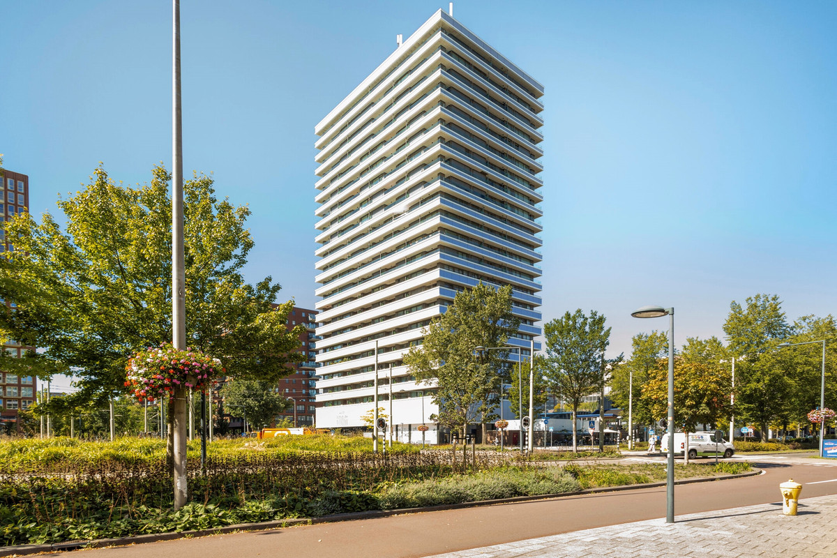 Appartement te huur: Martinus Nijhofflaan 2H1, Delft