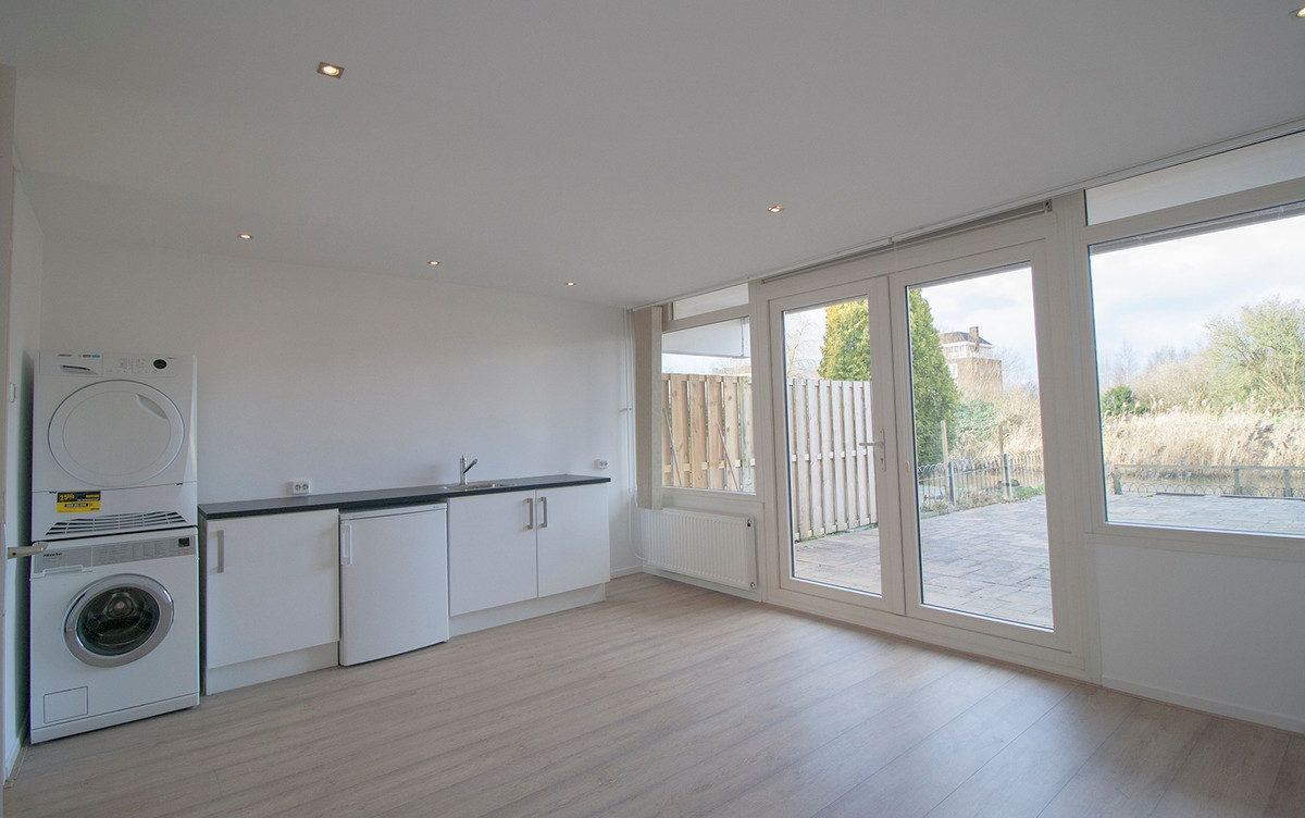 Tussenwoning te huur: Langs De Baan 52, Uithoorn