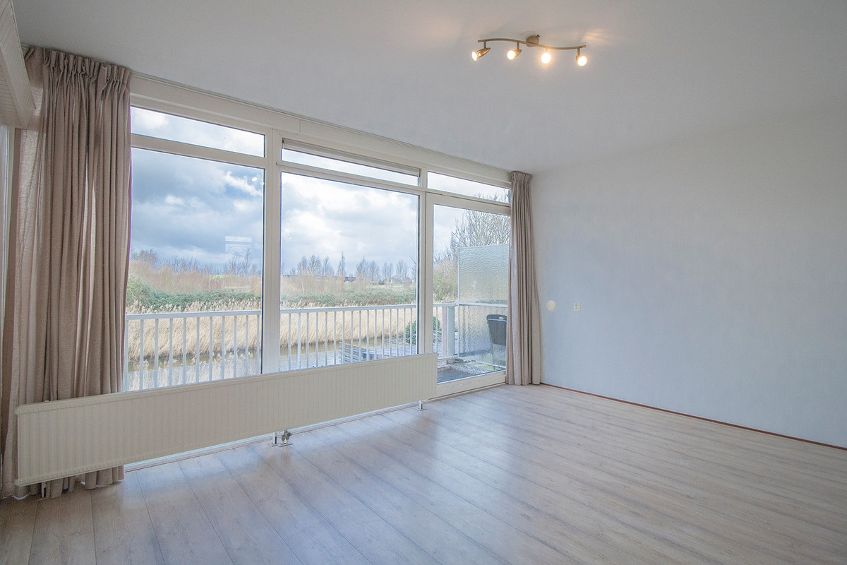 Tussenwoning te huur: Langs De Baan 52, Uithoorn