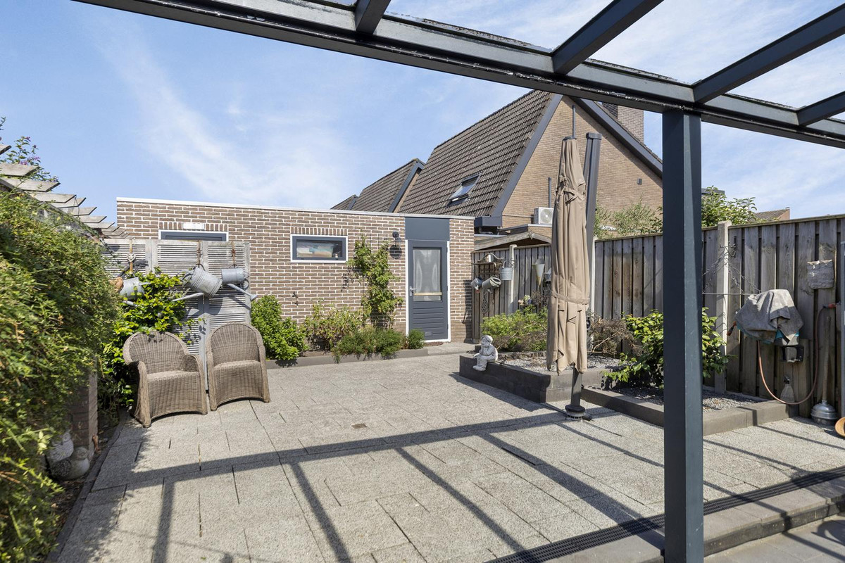 Hoekwoning te koop: Ravelstraat 94, Bergen Op Zoom