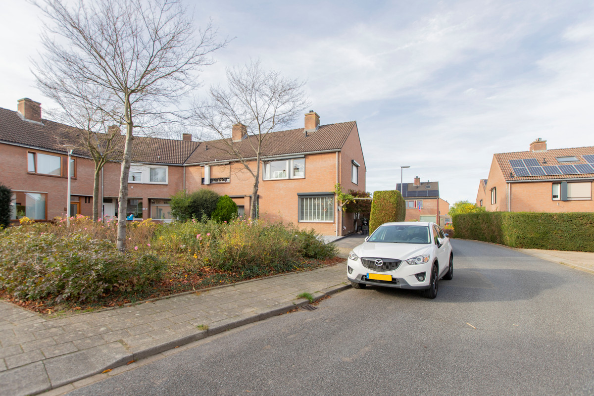 Hoekwoning te koop: Prins Willemstraat 78, Hoensbroek