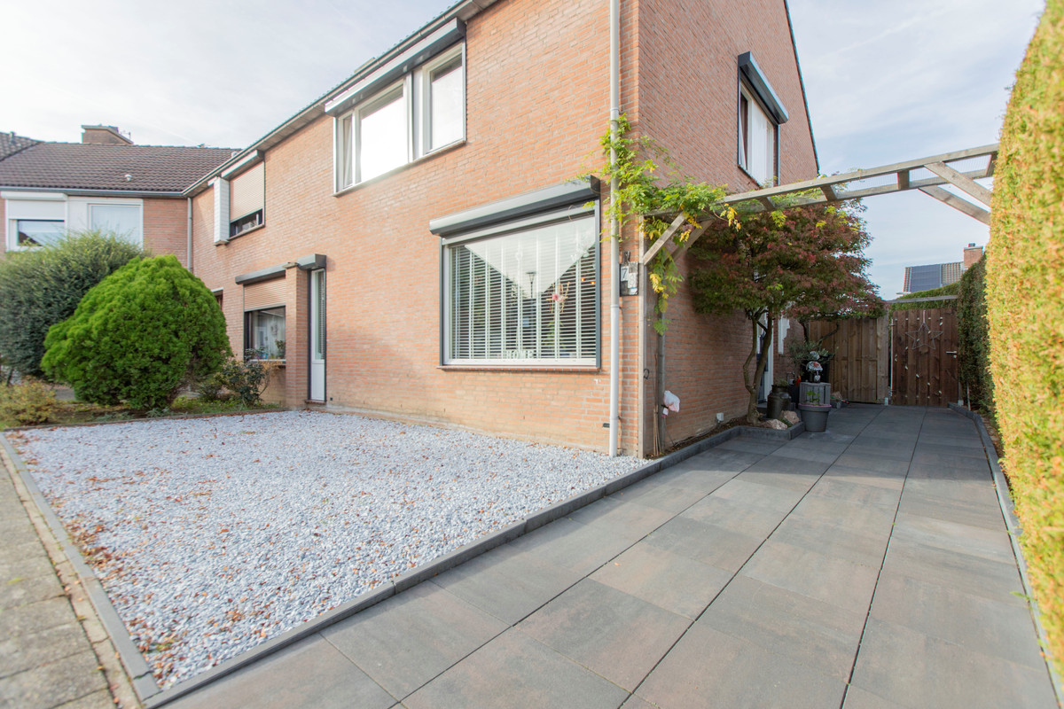 Hoekwoning te koop: Prins Willemstraat 78, Hoensbroek