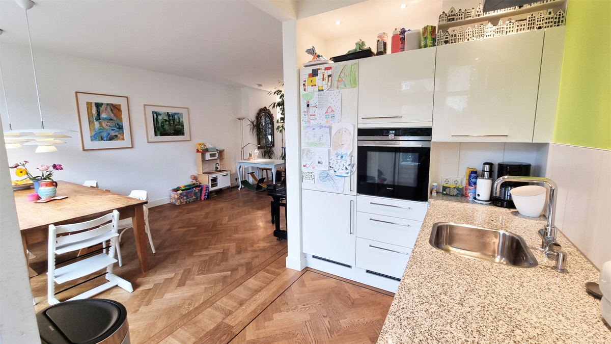 Tussenwoning te huur: Cornelis Muschstraat 22, Rotterdam