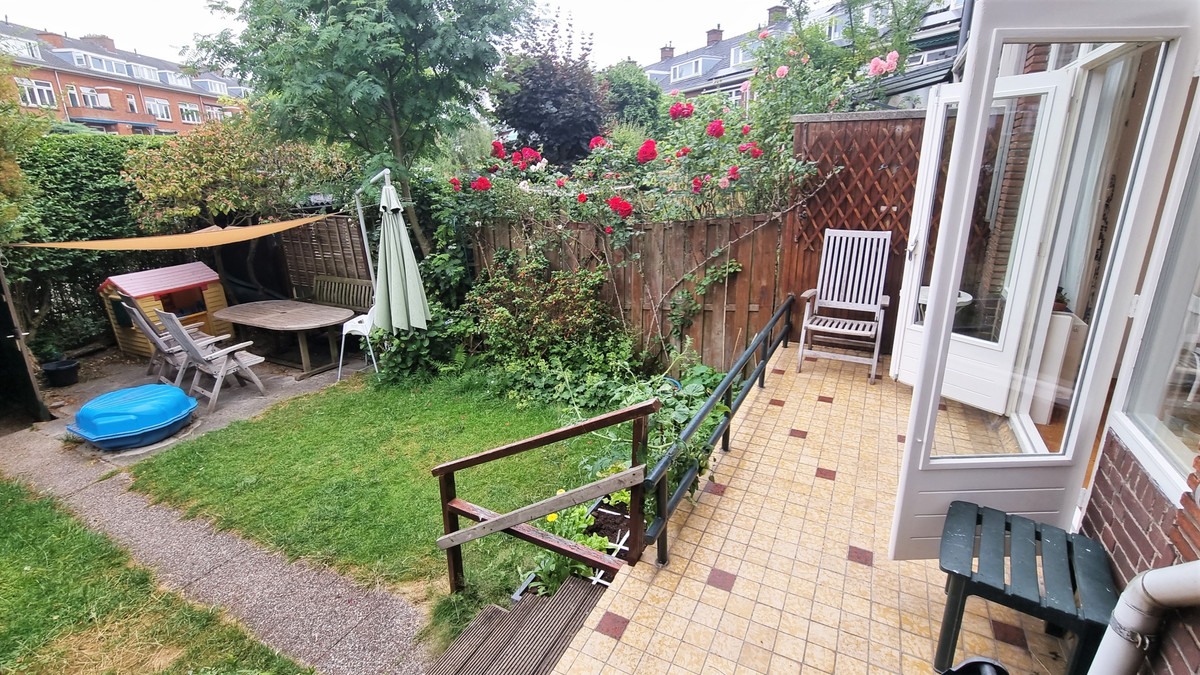 Tussenwoning te huur: Cornelis Muschstraat 22, Rotterdam