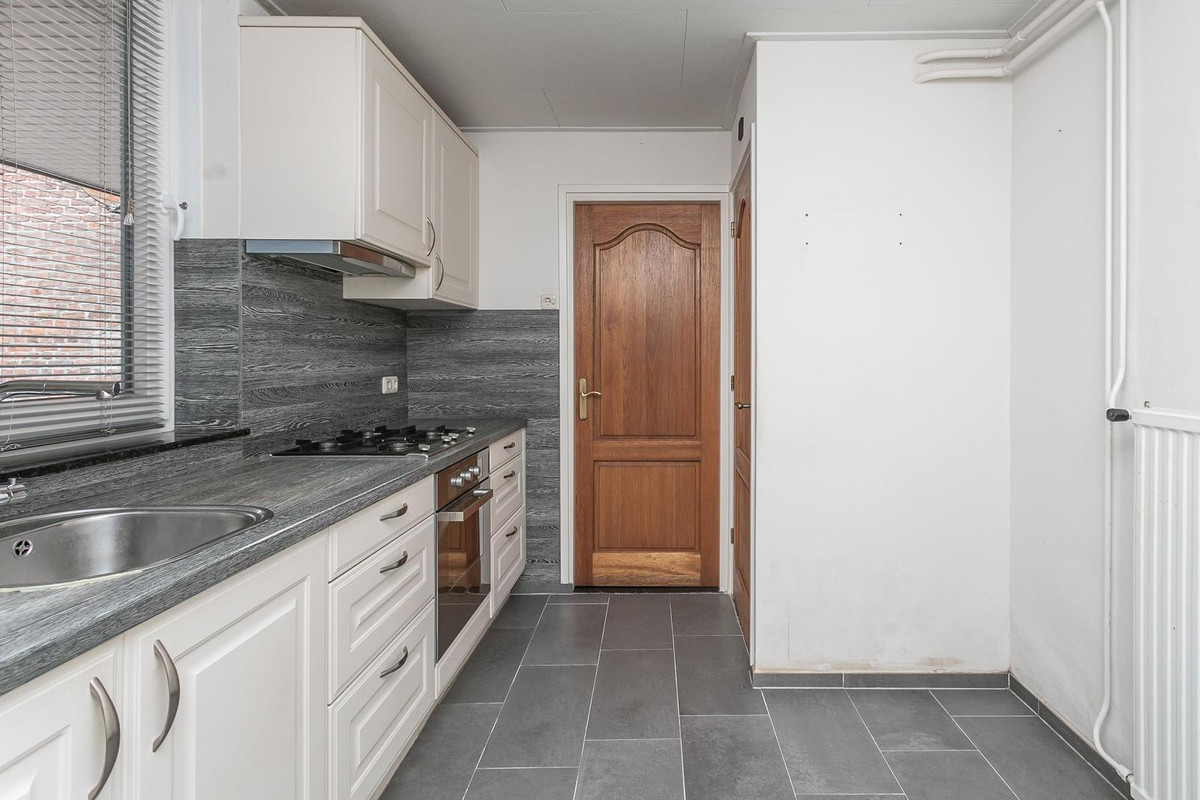 Twee-onder-één-kap te koop: Bouwbergstraat 23, Schinveld