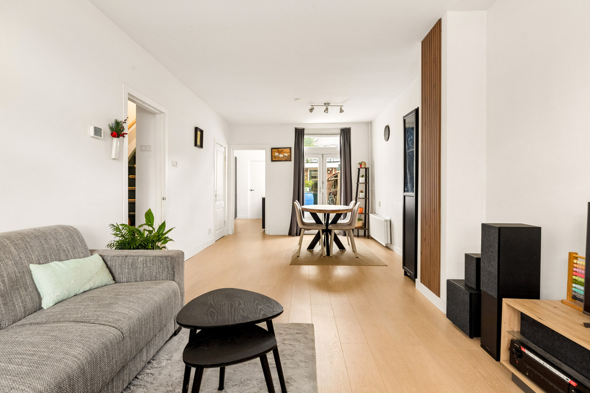 Twee-onder-één-kap te koop: Liebergerweg 39, Hilversum