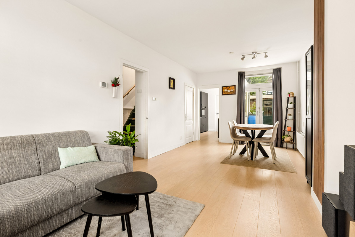 Twee-onder-één-kap te koop: Liebergerweg 39, Hilversum