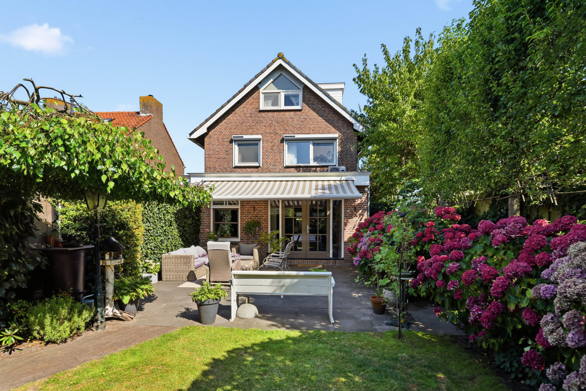 Vrijstaande woning te koop: De Terp 24A, Uitgeest