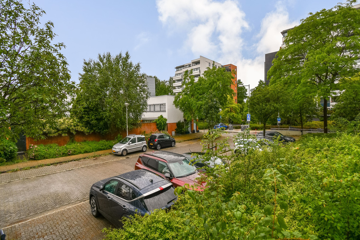 Appartement te koop: Duke Ellingtonstraat 60, Amsterdam