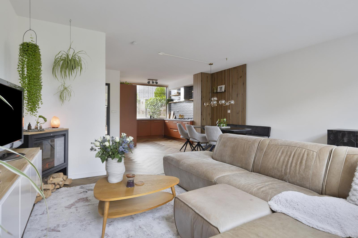 Tussenwoning te koop: Hunzestraat 6, Oost-Souburg