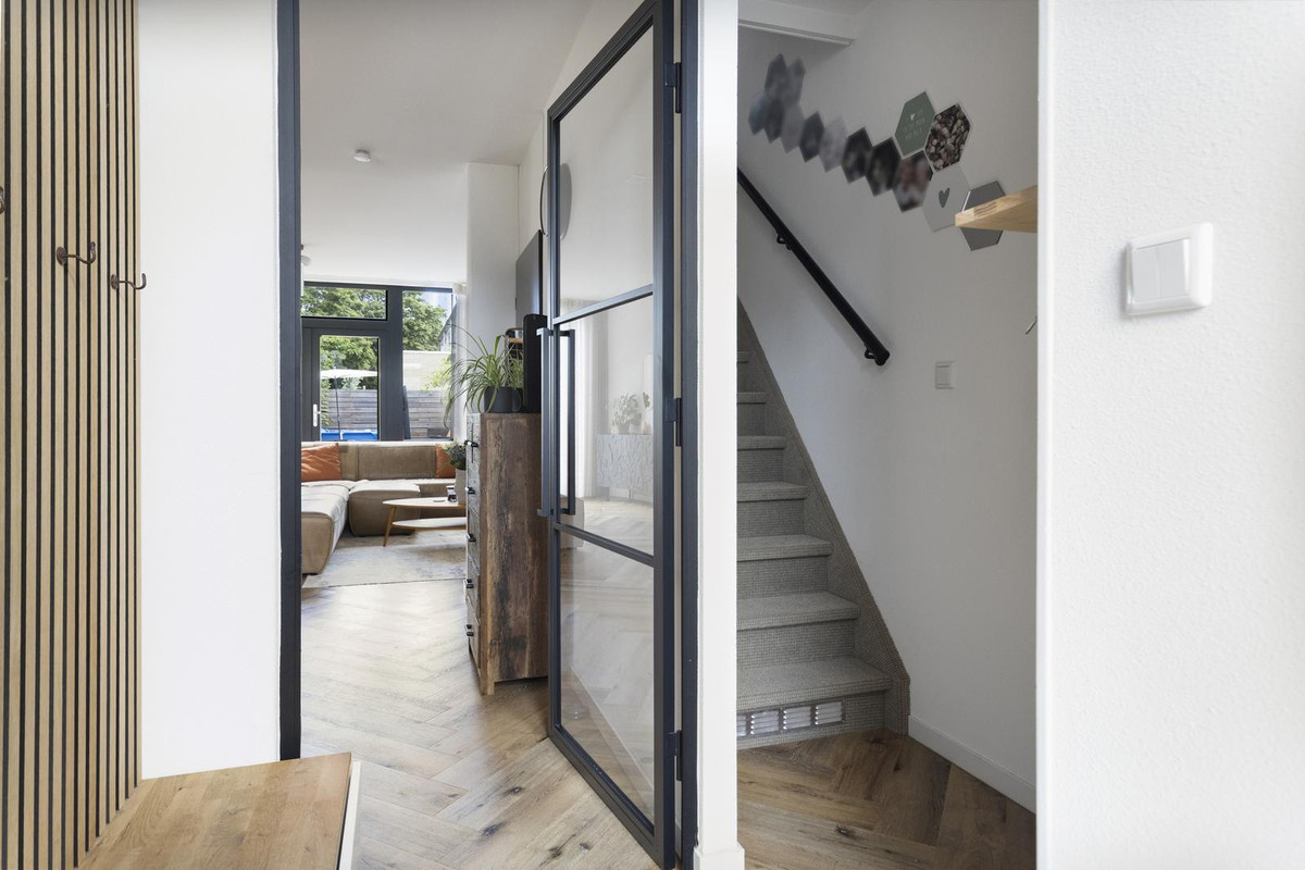 Tussenwoning te koop: Hunzestraat 6, Oost-Souburg