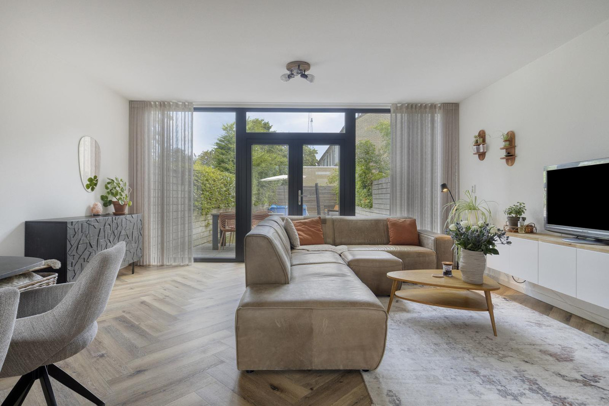 Tussenwoning te koop: Hunzestraat 6, Oost-Souburg