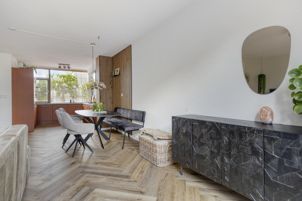 Tussenwoning te koop: Hunzestraat 6, Oost-Souburg