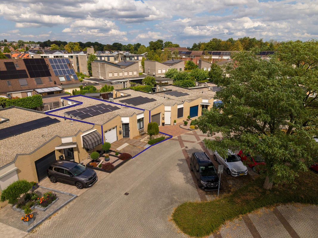 Tussenwoning te koop: De Bazuin 12, 'S-Heerenberg