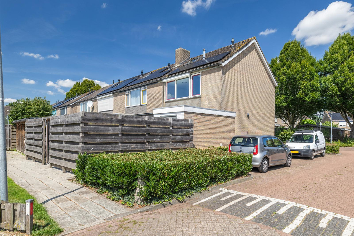 Hoekwoning te koop: Uithof 132, Schoonebeek