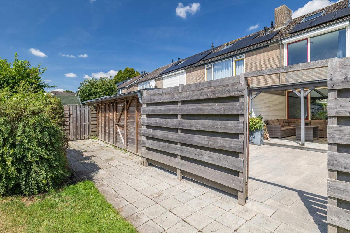 Hoekwoning te koop: Uithof 132, Schoonebeek