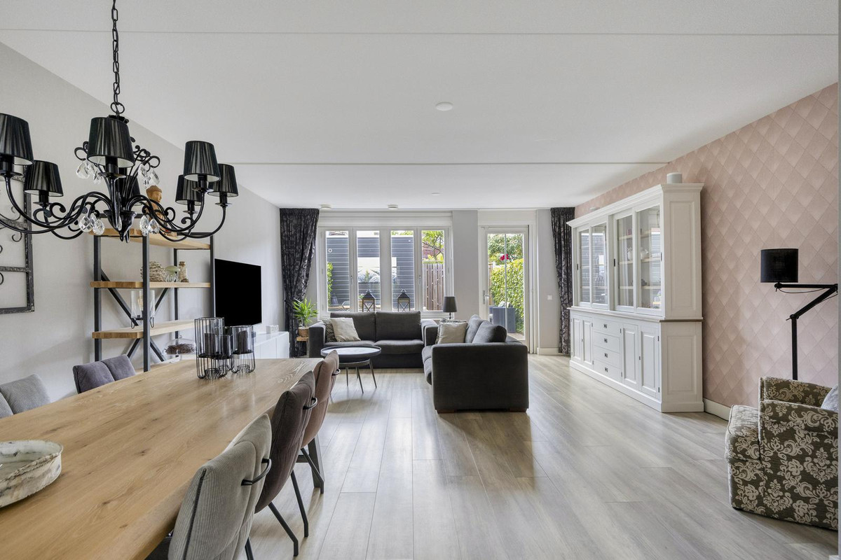 Tussenwoning te koop: Schipperstraat 50, Etten-Leur