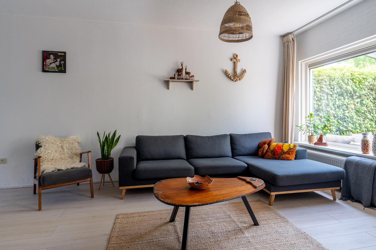 Tussenwoning te koop: Raaigras 8, Leeuwarden