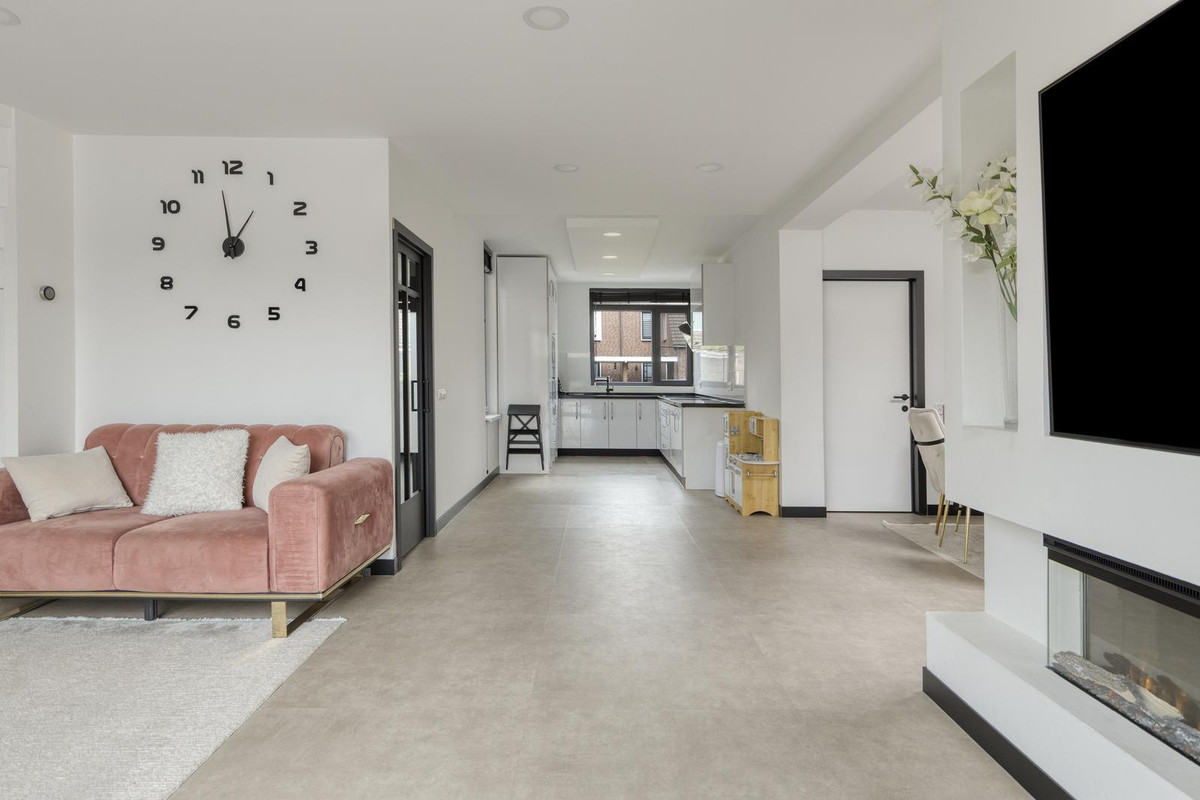Tussenwoning te koop: Jan van Scorelstraat 39, Oosterhout