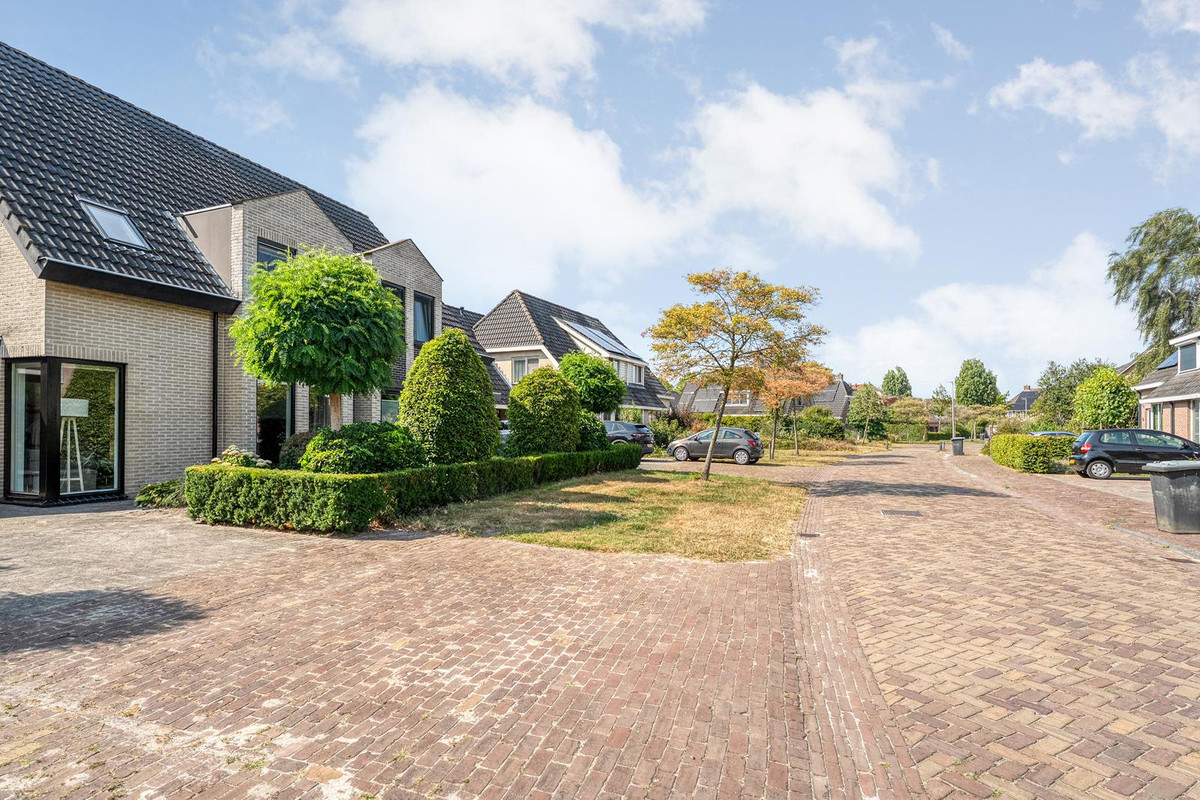 Twee-onder-één-kap te koop: Liemkoele 12, Zuidwolde