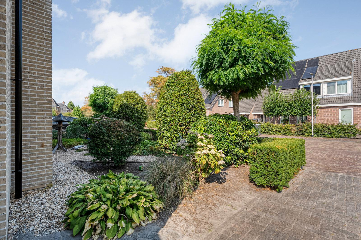Twee-onder-één-kap te koop: Liemkoele 12, Zuidwolde