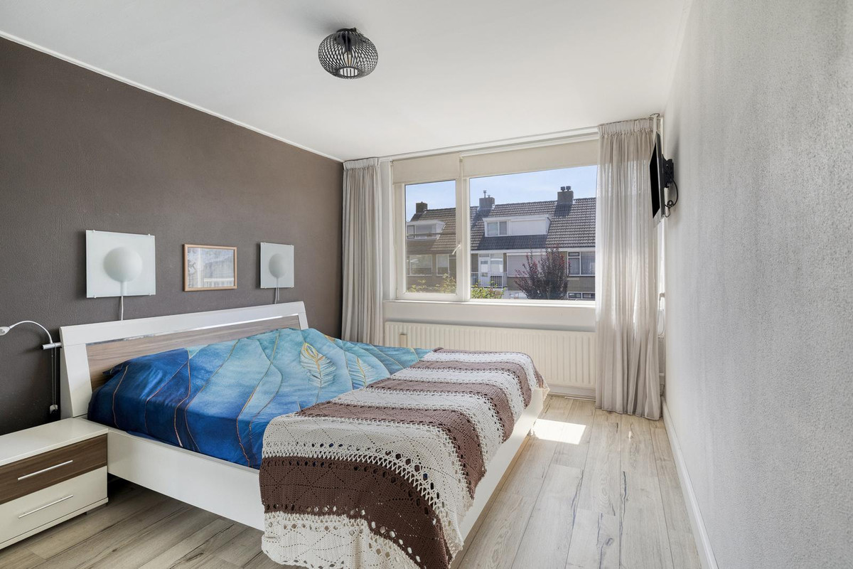 Tussenwoning te koop: Plantsoen 94, Prinsenbeek