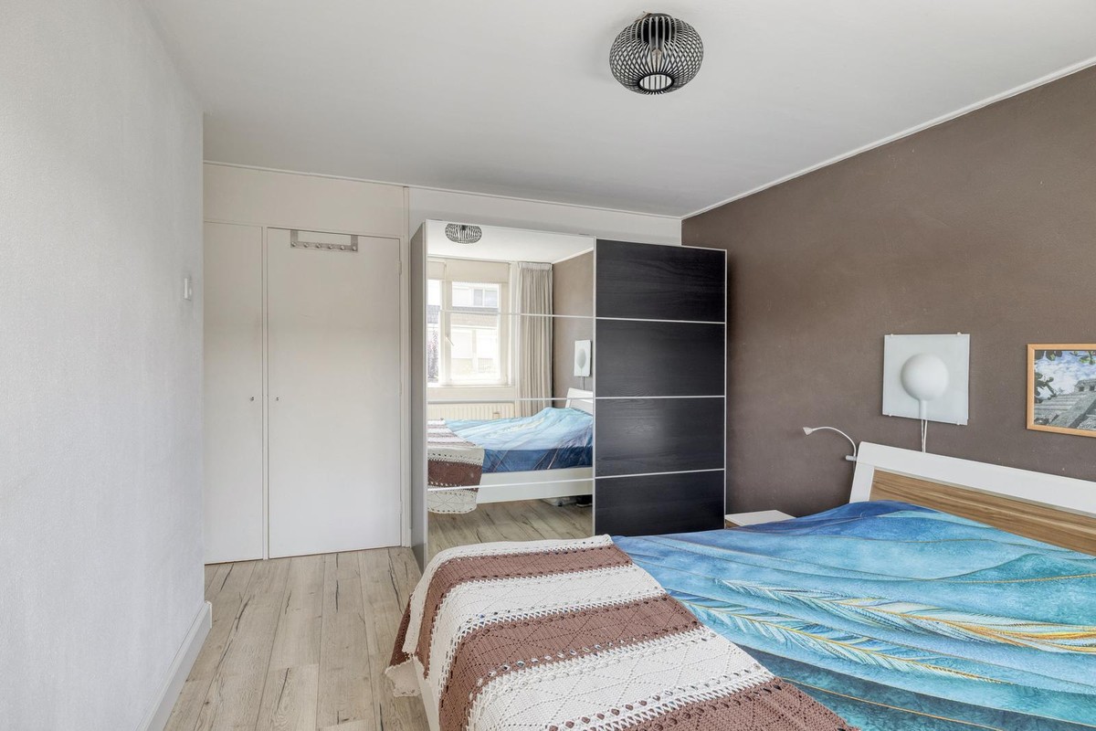 Tussenwoning te koop: Plantsoen 94, Prinsenbeek