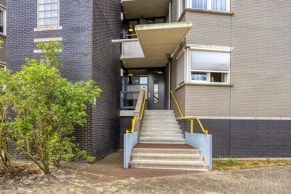 Appartement te koop: 't Lindeke 48, Halsteren