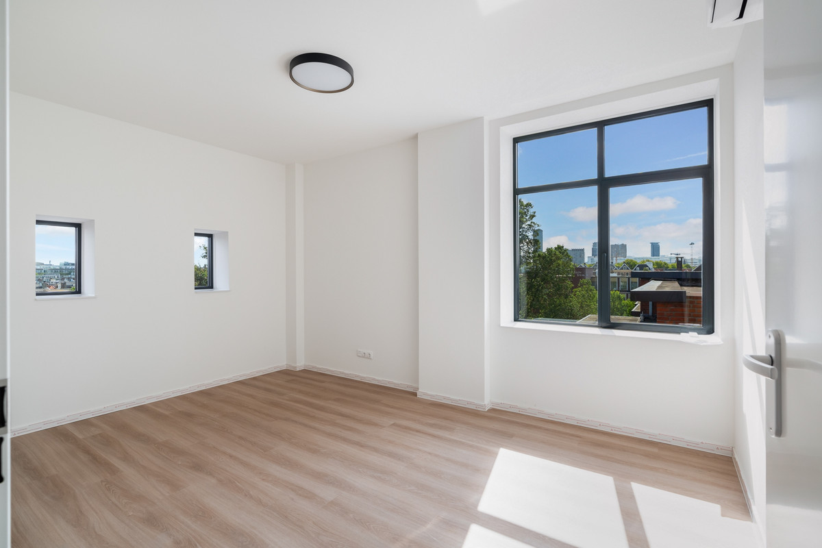 Appartement te huur: Louis Couperusplein 4S, 'S-Gravenhage