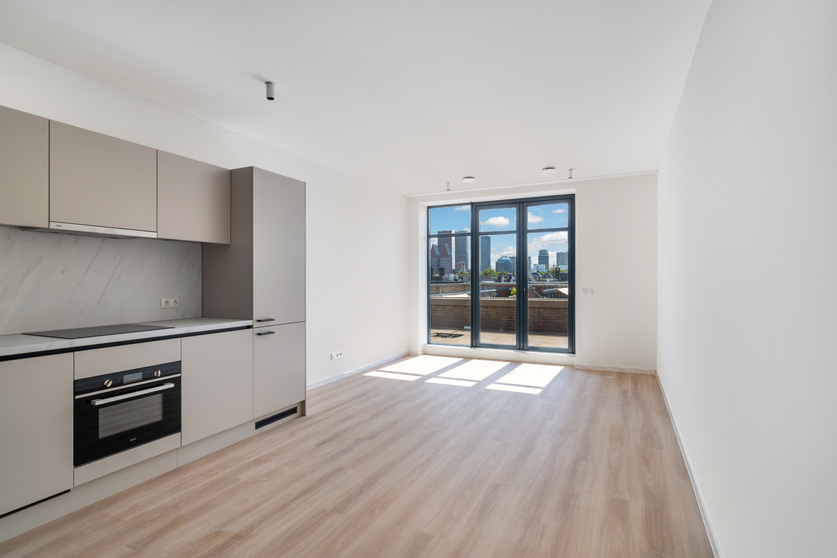 Appartement te huur: Louis Couperusplein 4P, 'S-Gravenhage