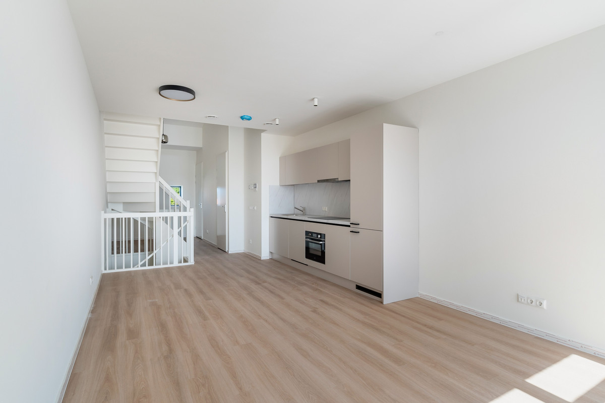 Appartement te huur: Louis Couperusplein 4P, 'S-Gravenhage