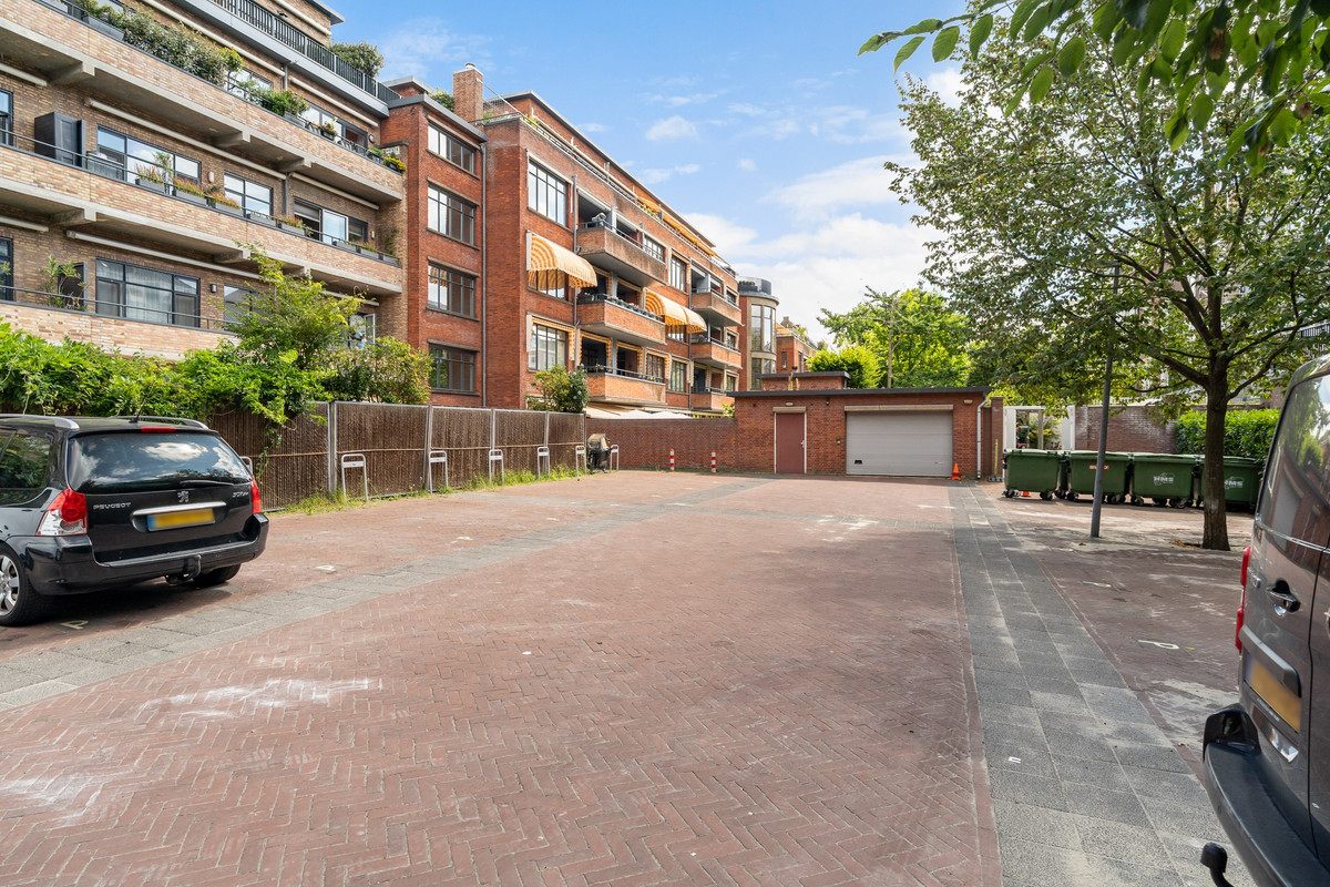 Appartement te huur: Louis Couperusplein 4H, 'S-Gravenhage