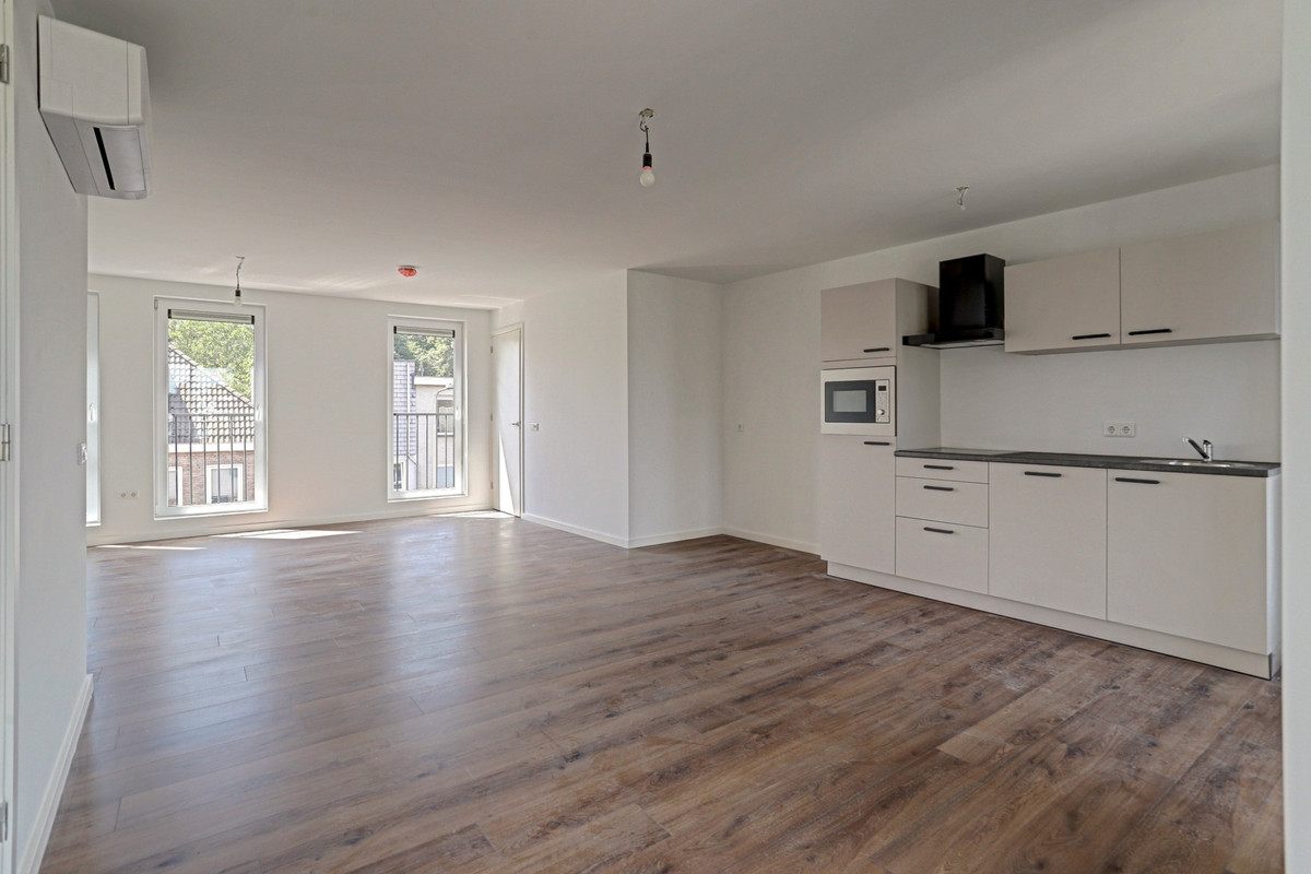 Appartement te koop: Bredaseweg 129B, Tilburg