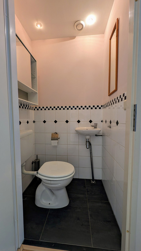 Hoekwoning te huur: Riet Blom-Mouritsstraat 2, Rotterdam