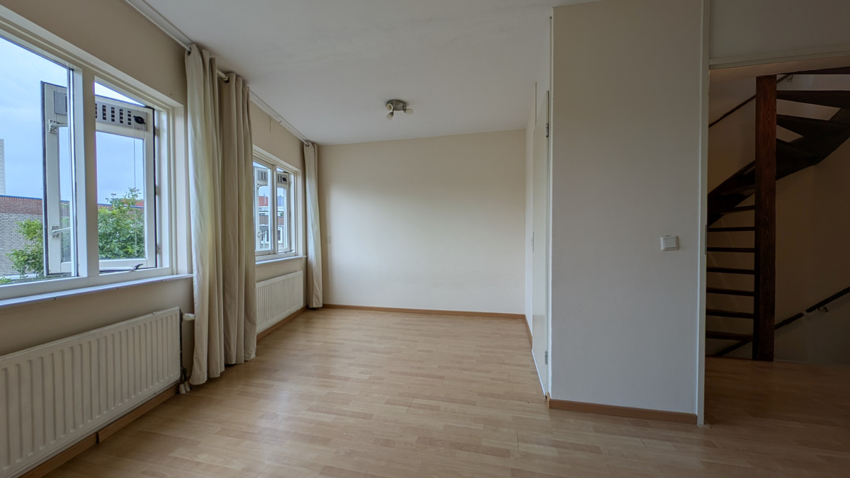 Hoekwoning te huur: Riet Blom-Mouritsstraat 2, Rotterdam