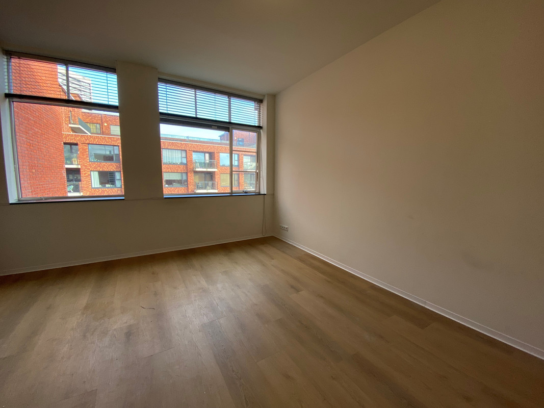 Studio te huur: Helperpark 302-25, Groningen