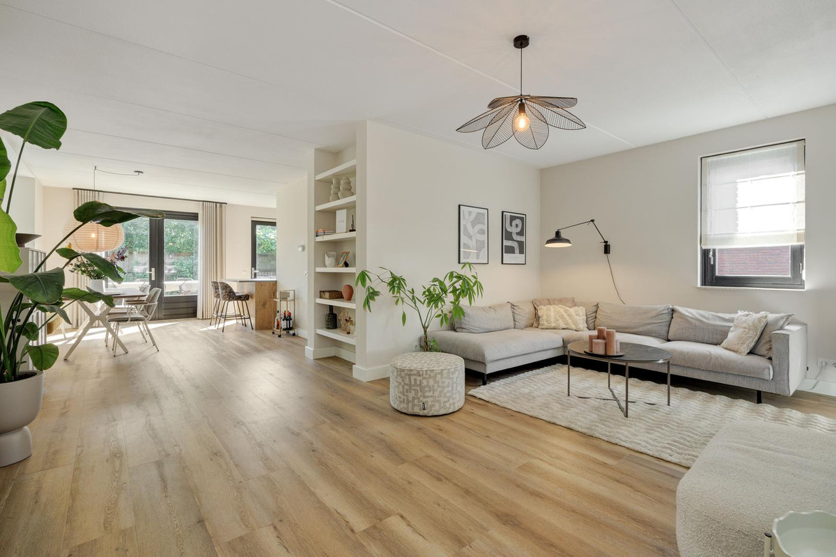 Hoekwoning te koop: Biezenloop 126, Heesch