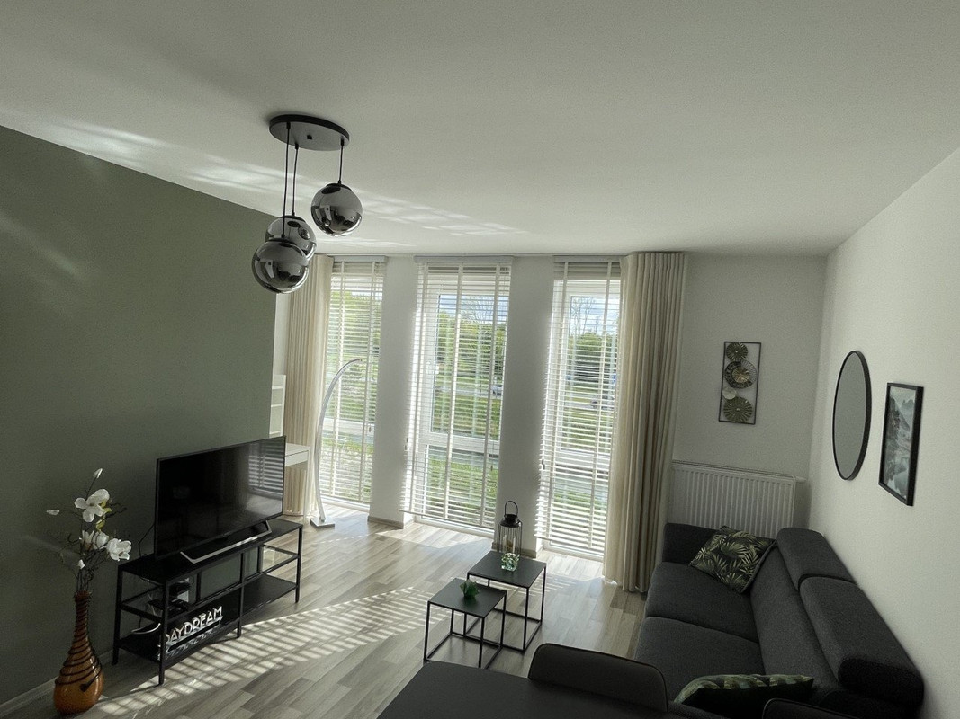 Tussenwoning te huur: Abebe Bikilastraat 22, Almere