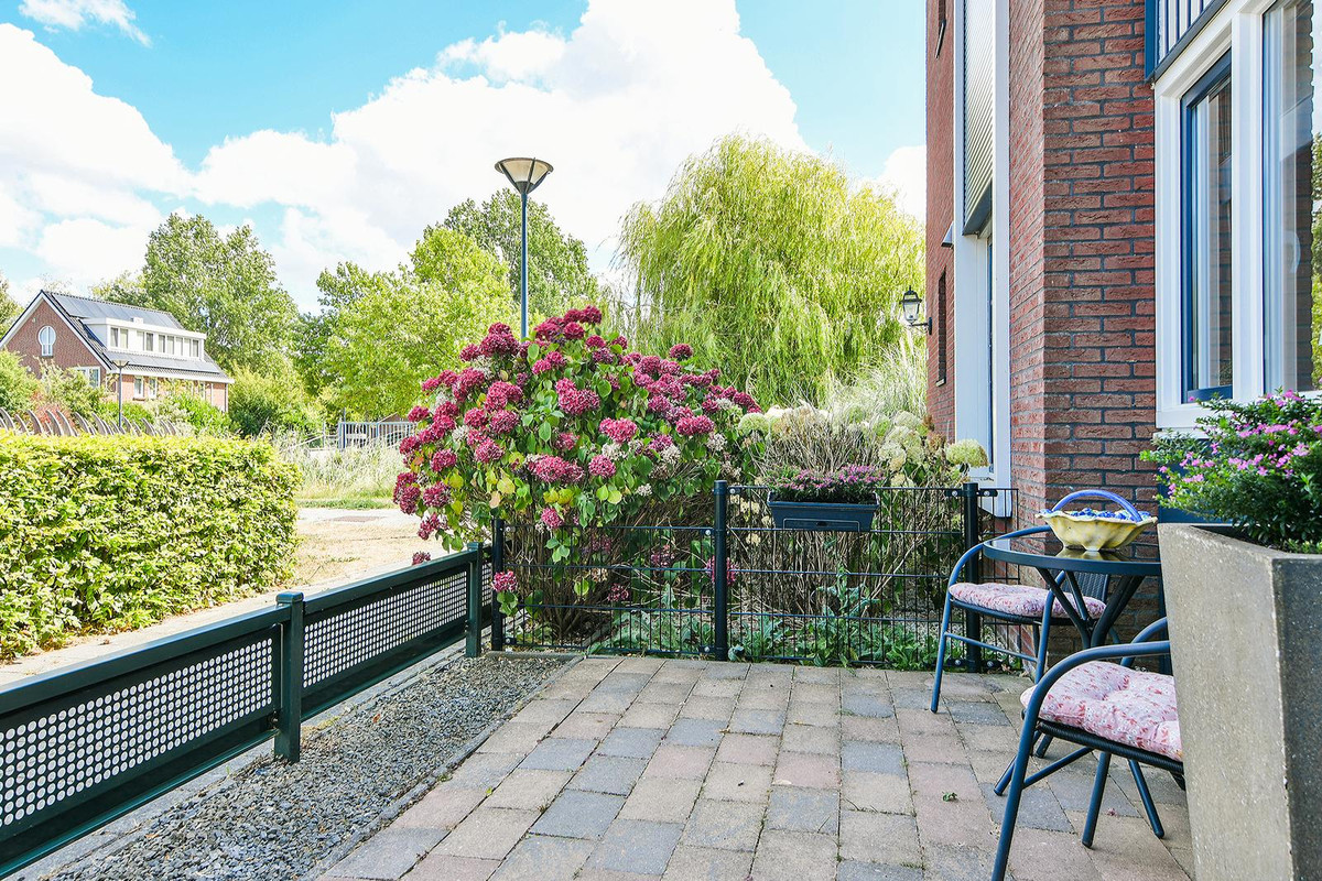 Tussenwoning te koop: Fanny Blankers-Koenlaan 137, Hoofddorp