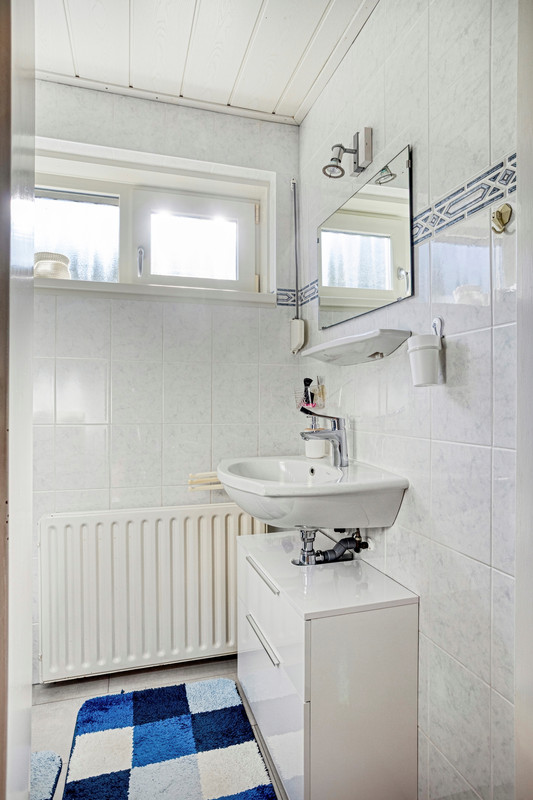 Tussenwoning te koop: Newtonstraat 39, Terneuzen