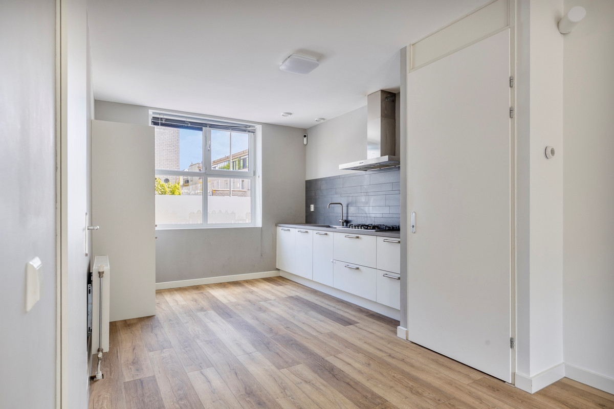 Tussenwoning te koop: Klaverstraat 25A, Rotterdam