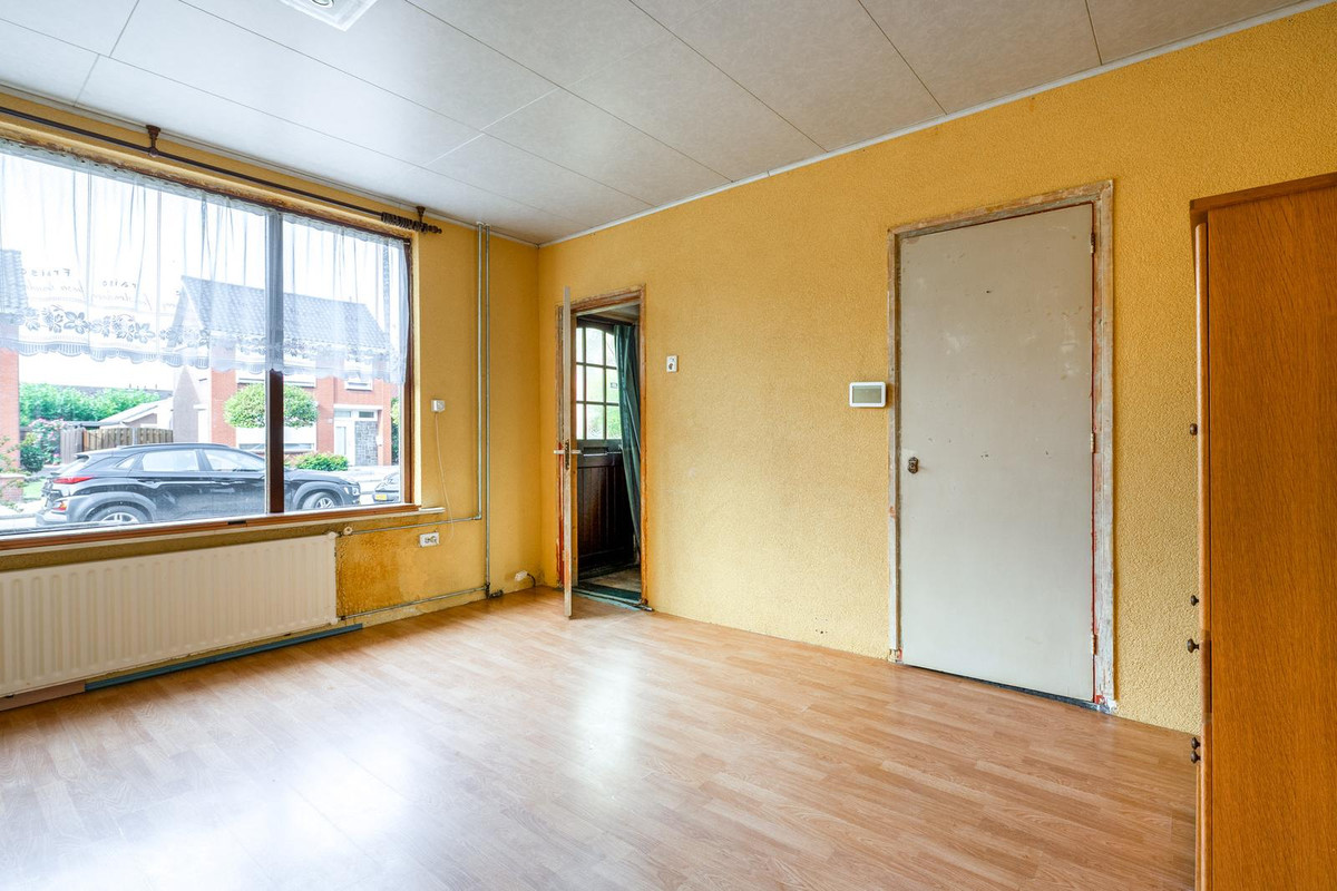 Tussenwoning te koop: Molenstraat 67, Ossendrecht