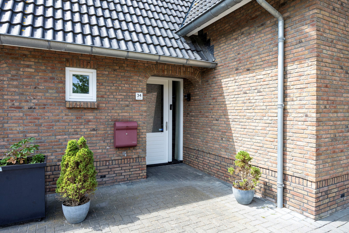 Vrijstaande woning te koop: Zonnedauwlaan 34, Lelystad