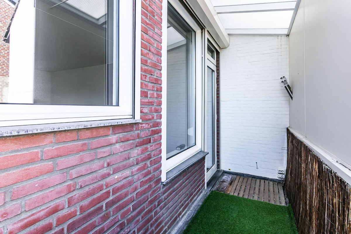 Tussenwoning te koop: Aan het Valderen 1B, Maastricht