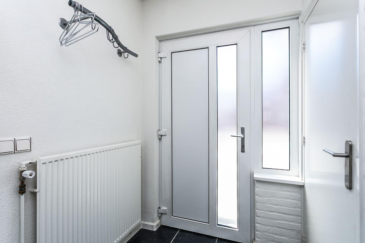 Tussenwoning te koop: Aan het Valderen 1B, Maastricht